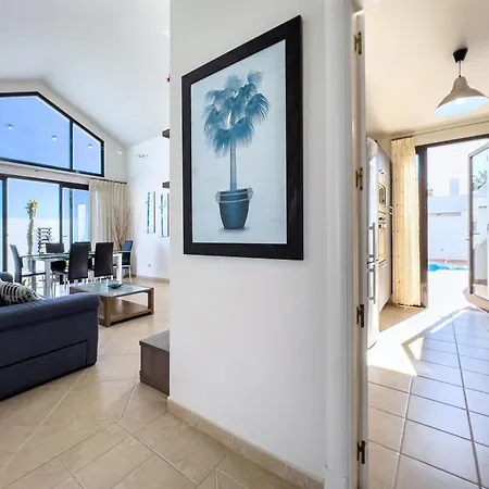 Casa Maddy - A Charming Location With Every Comfort Playa Blanca
