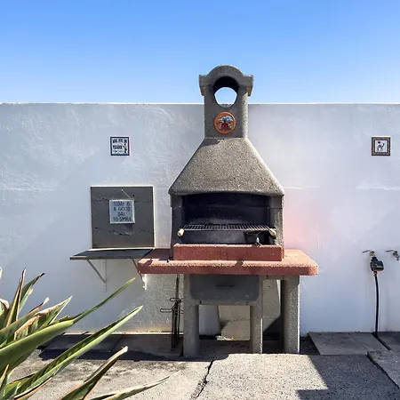 Casa Maddy - A Charming Location With Every Comfort Villa Playa Blanca